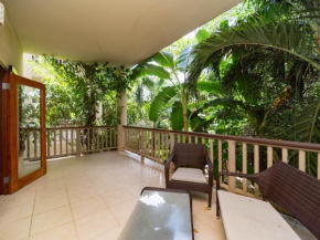 Residences at Barrier Reef 16A Garden View 1 BR by Stay Floreo